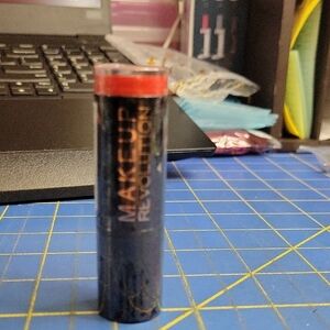 Makeup Revolution Lady Lipstick 3.2g New